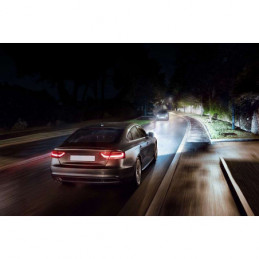 Potente rendimiento de iluminación con Philips D2R X-tremeVision 85V35W P32d-3 C1 💡