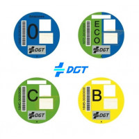 Distintivos Ambientales DGT para coche y moto
